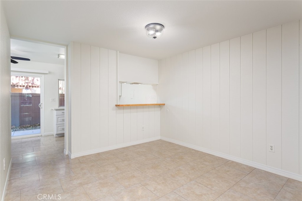 1030 W Macarthur Boulevard 59