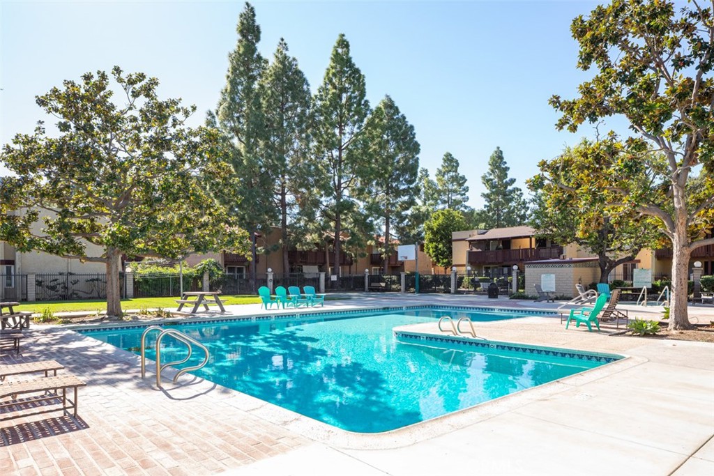 1030 W Macarthur Boulevard 59