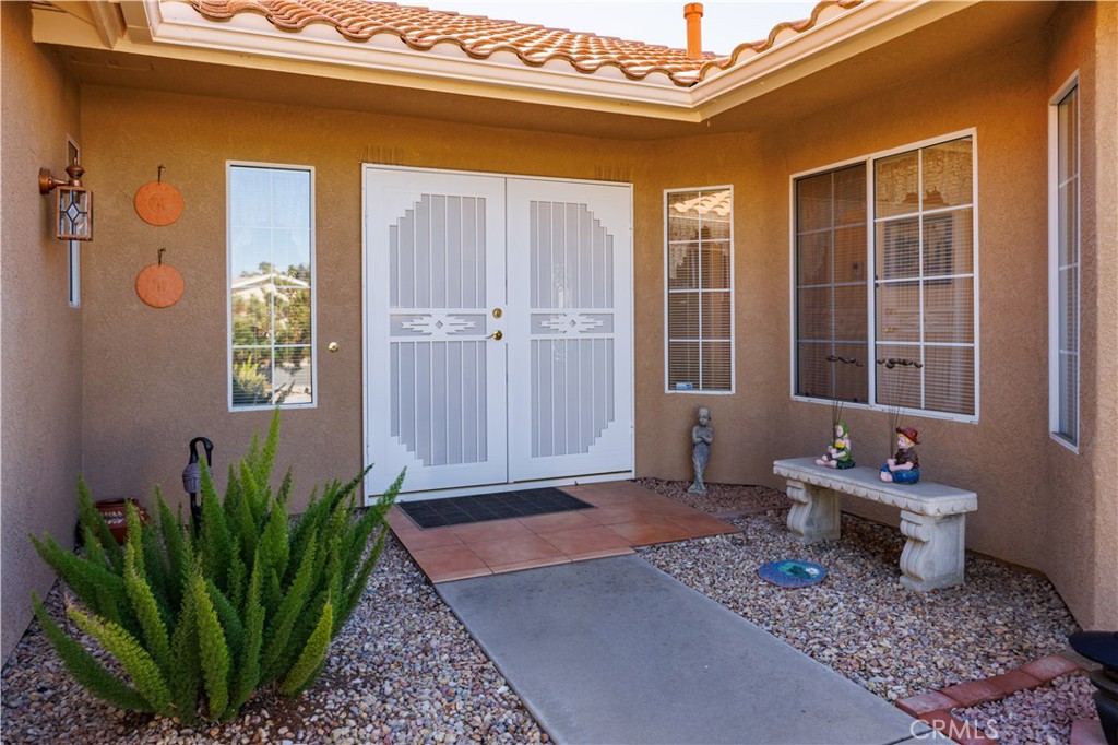 2827 Peach Tree Street