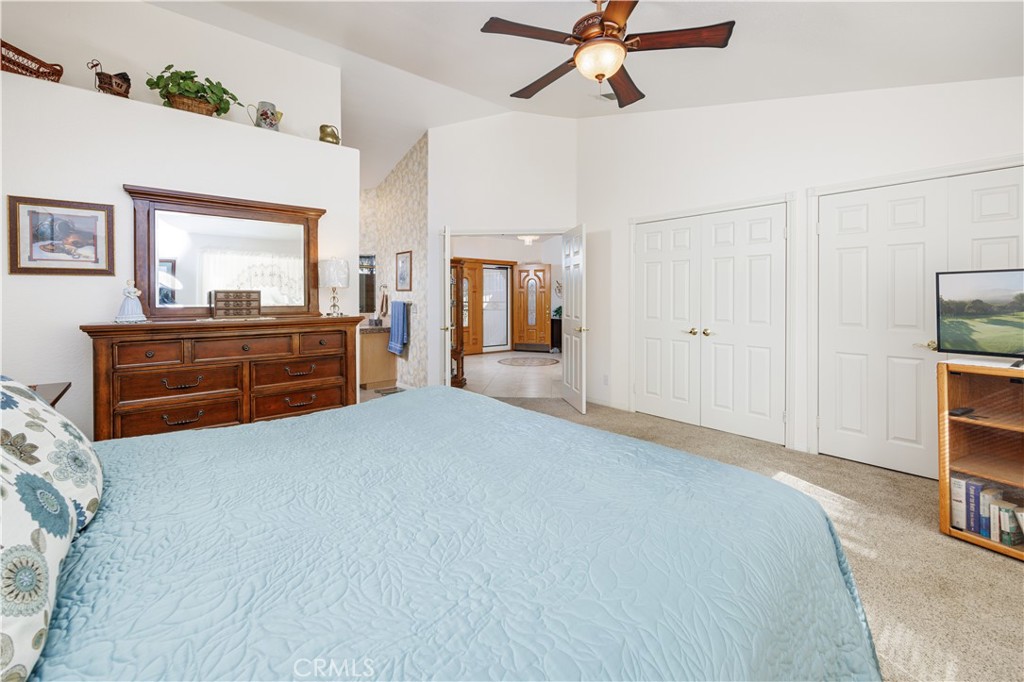 2827 Peach Tree Street