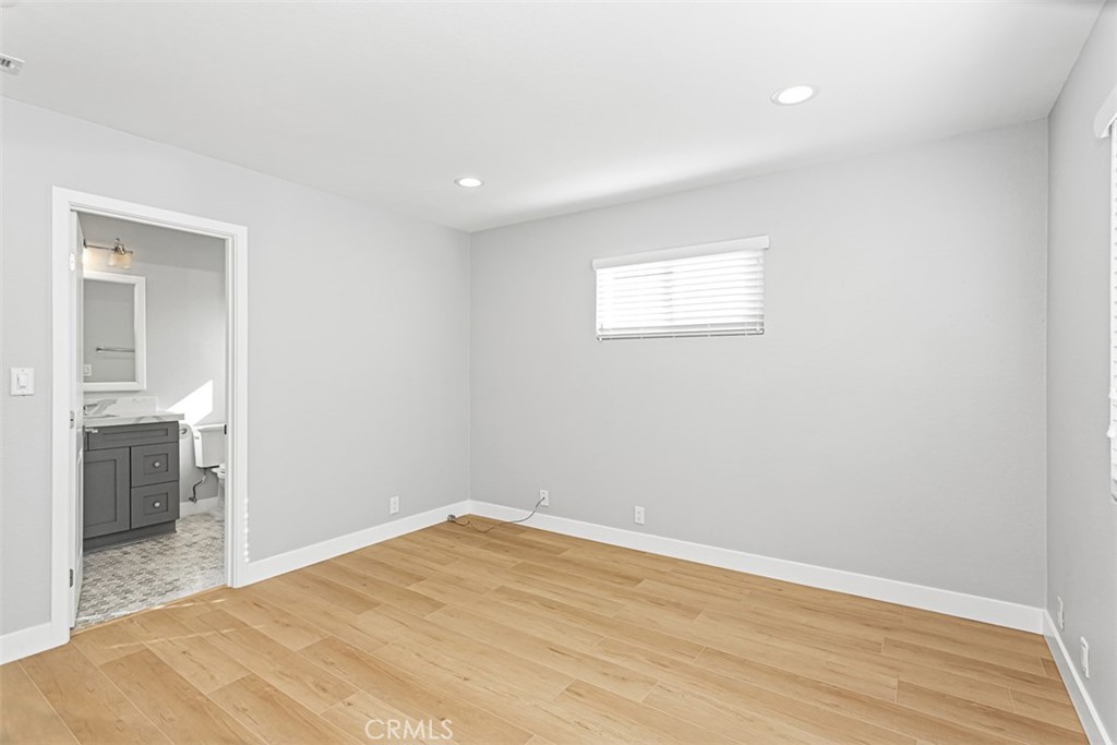 34041 Silver Lantern Street