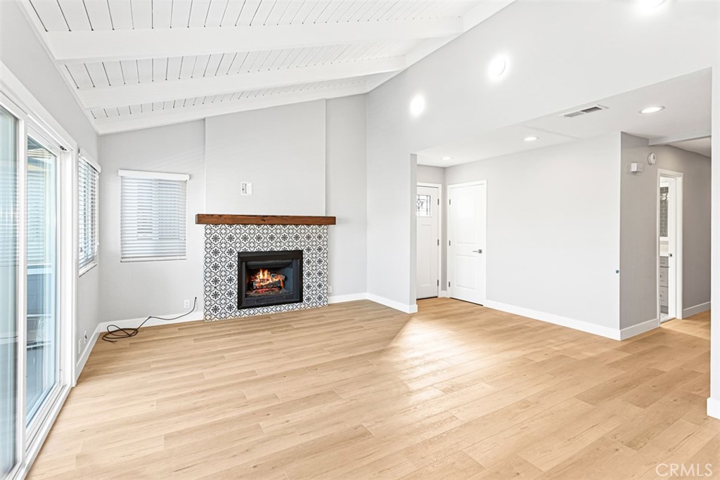 34041 Silver Lantern Street