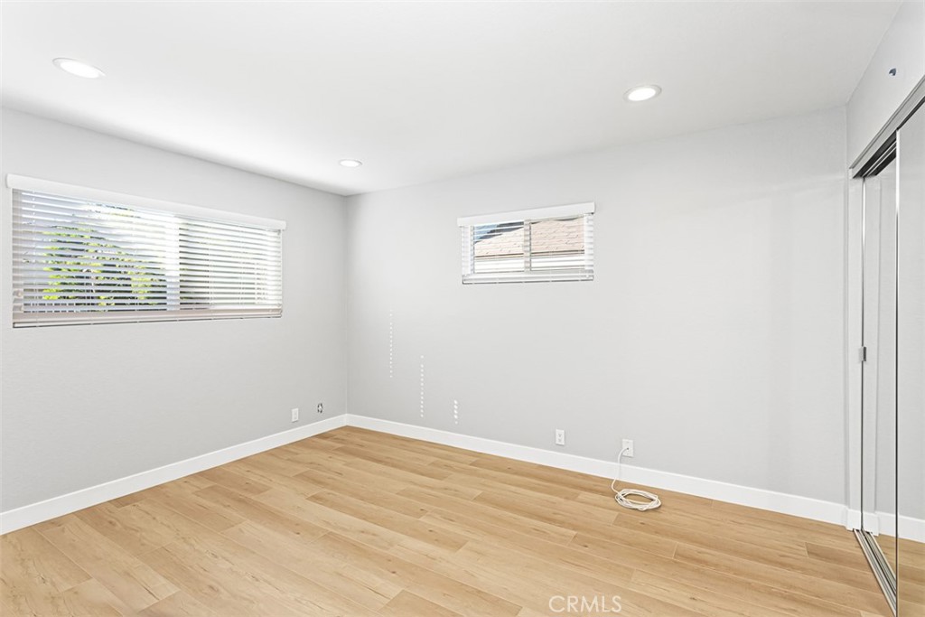 34041 Silver Lantern Street