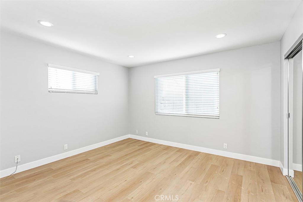 34041 Silver Lantern Street