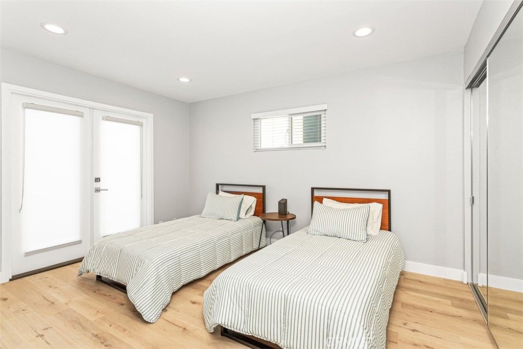 34041 Silver Lantern Street