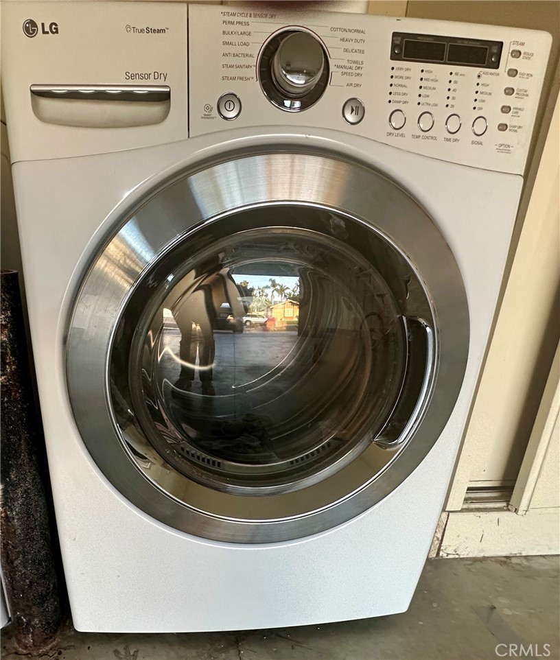 3672 Claremont Street