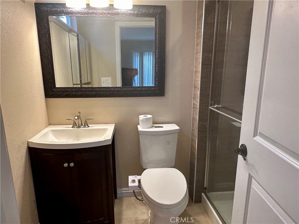 3672 Claremont Street