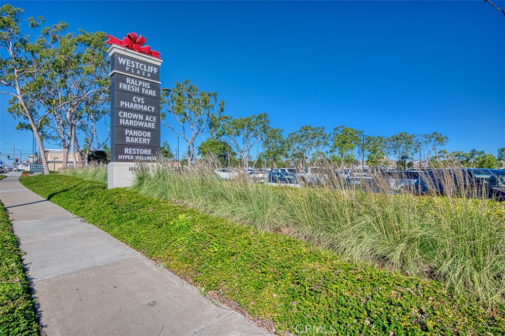 1702 Westcliff Drive 15