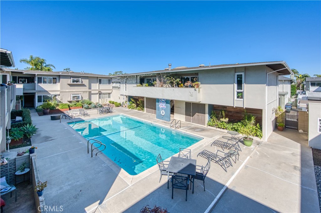 1702 Westcliff Drive 15