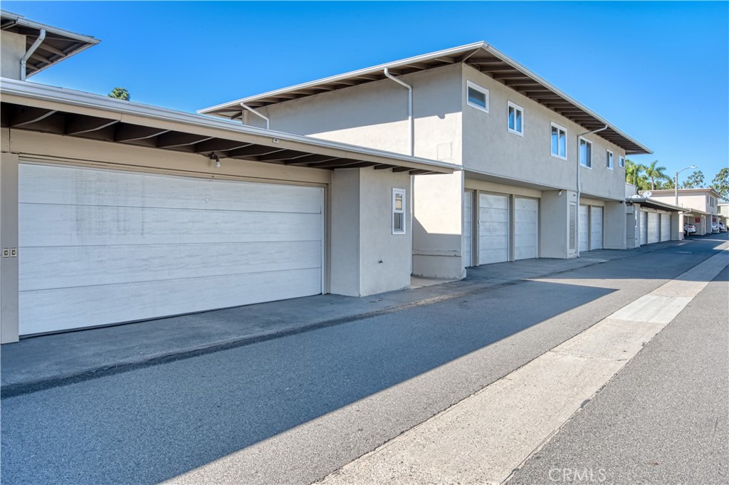 1702 Westcliff Drive 15