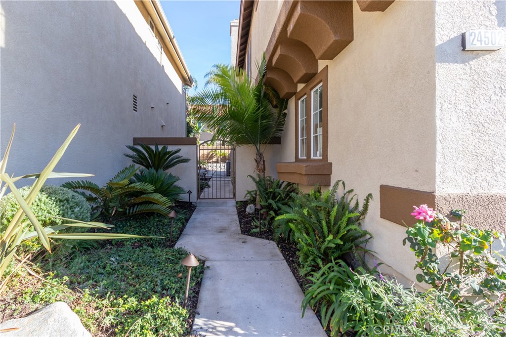 24502 Sunshine Drive