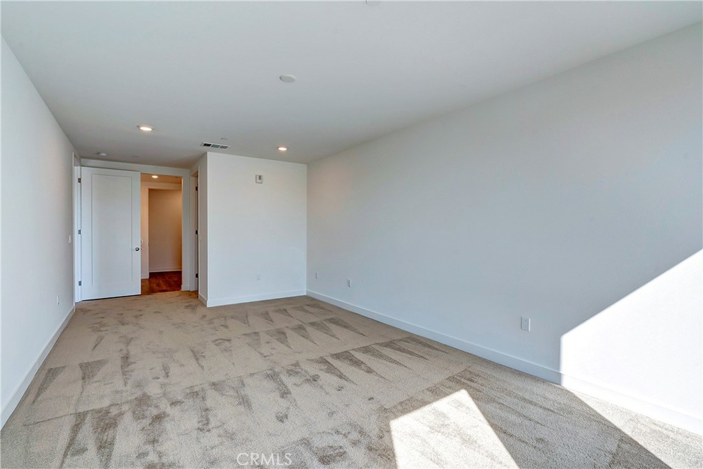 4407 Rivington