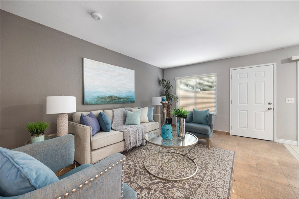 1818 E Arizona Street