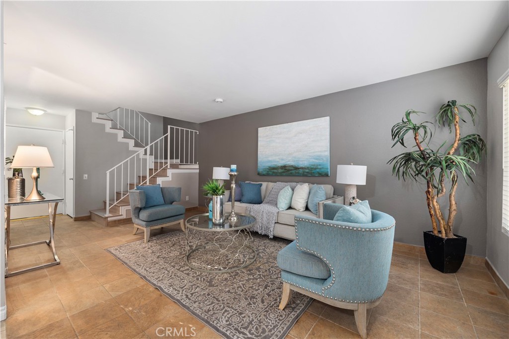 1818 E Arizona Street