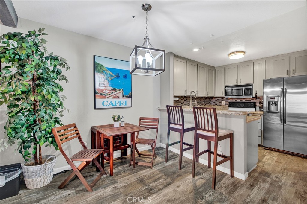 2900 Madison Ave B28