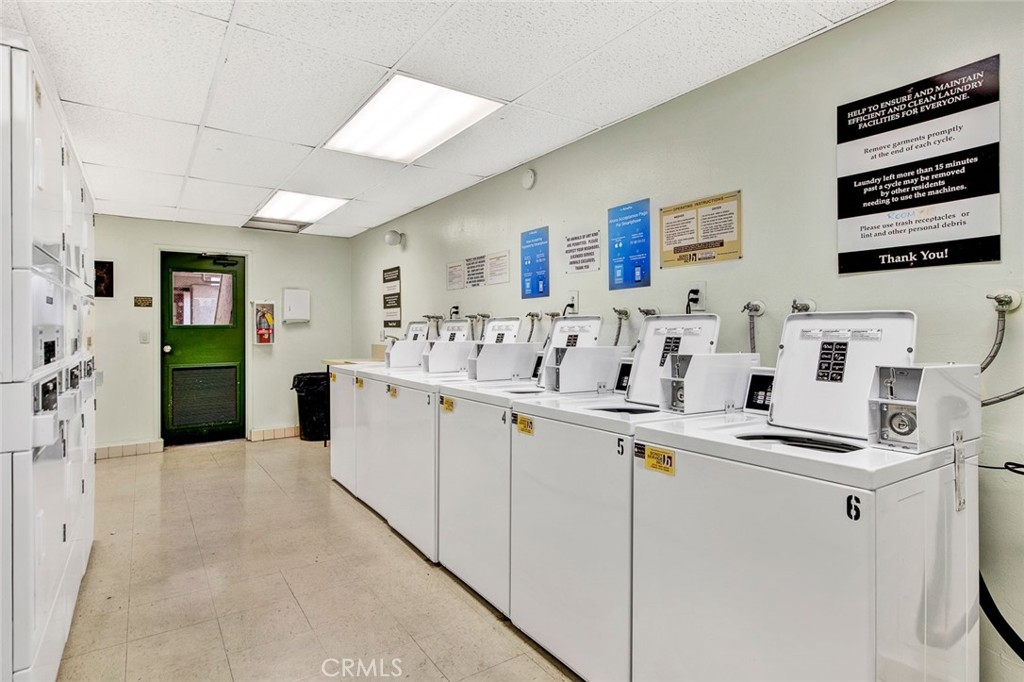 2900 Madison Ave B28