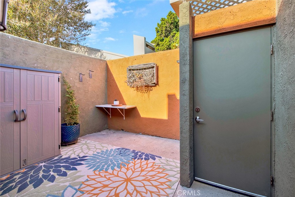 2900 Madison Ave B28