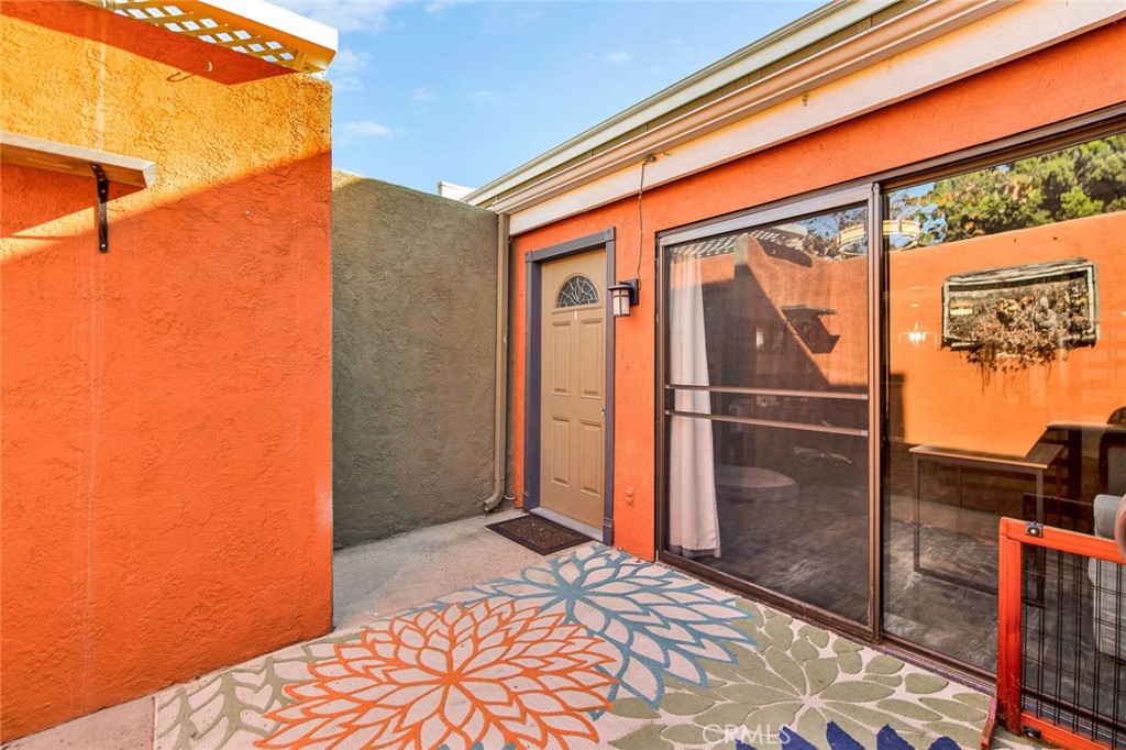 2900 Madison Ave B28