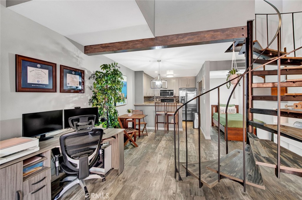 2900 Madison Ave B28