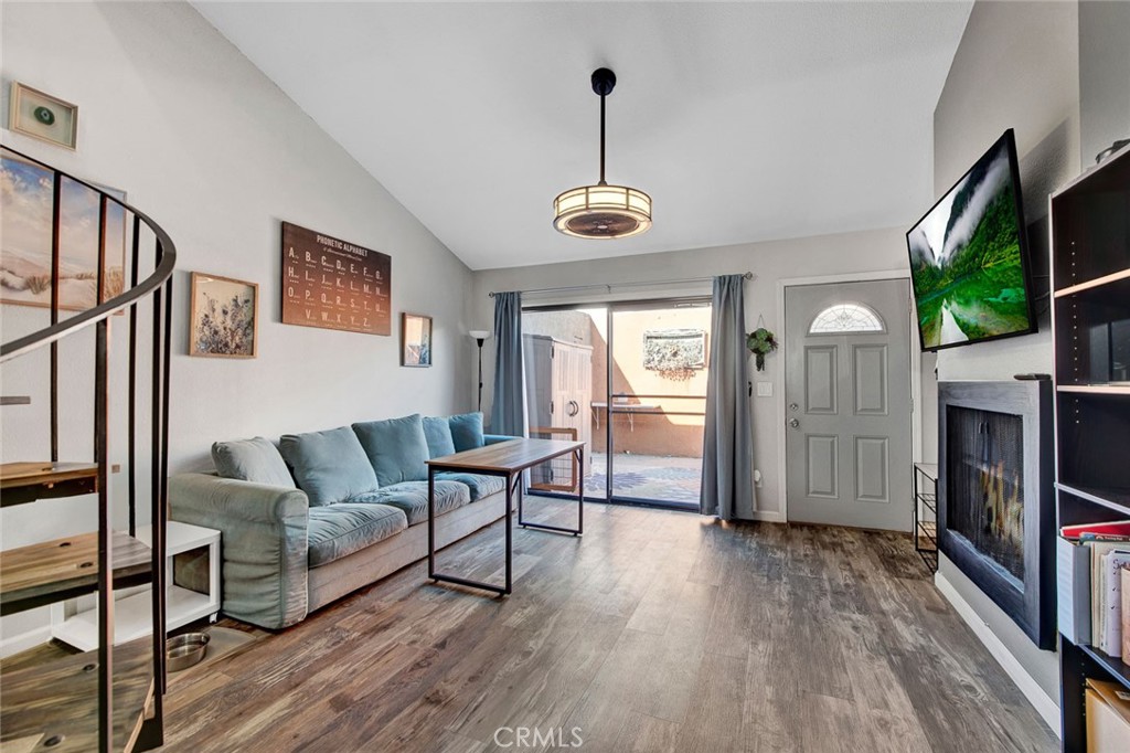 2900 Madison Ave B28