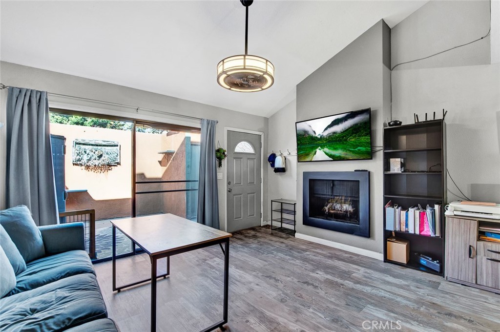 2900 Madison Ave B28