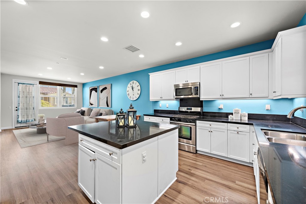 635 S Kroeger Street