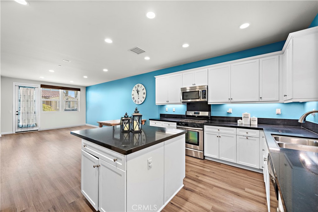 635 S Kroeger Street