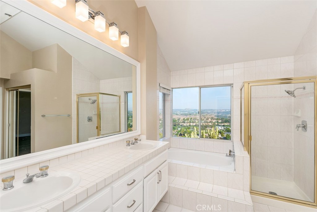 24911 Stonegate Lane