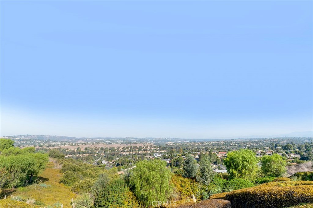 24911 Stonegate Lane