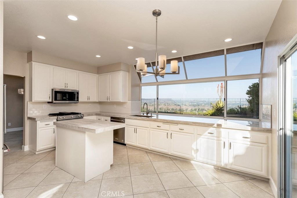 24911 Stonegate Lane