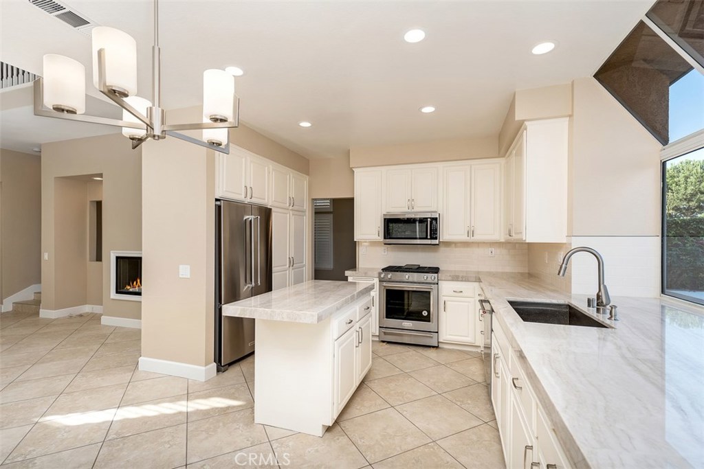 24911 Stonegate Lane