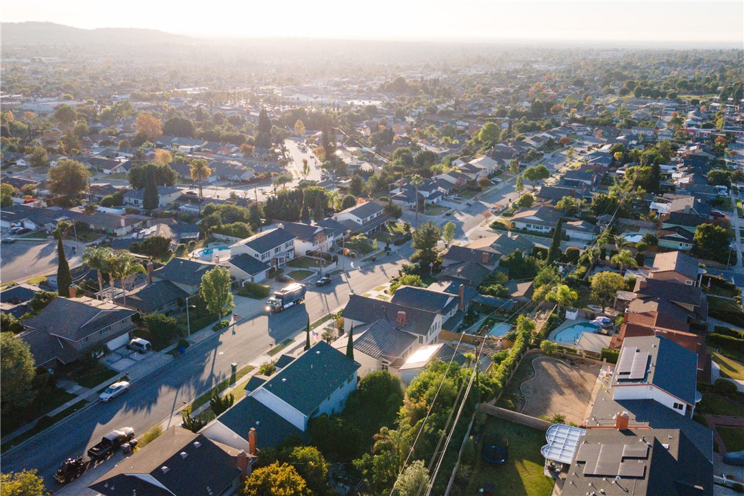 1661 Brookdale Avenue