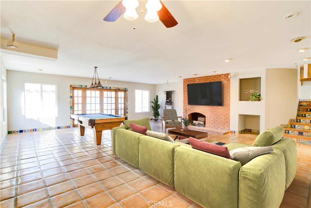 1661 Brookdale Avenue