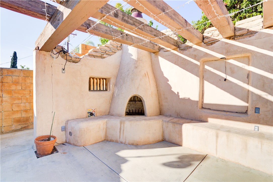 1661 Brookdale Avenue