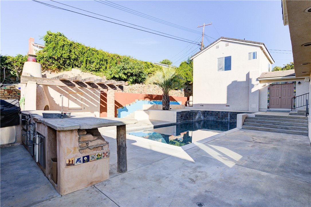 1661 Brookdale Avenue