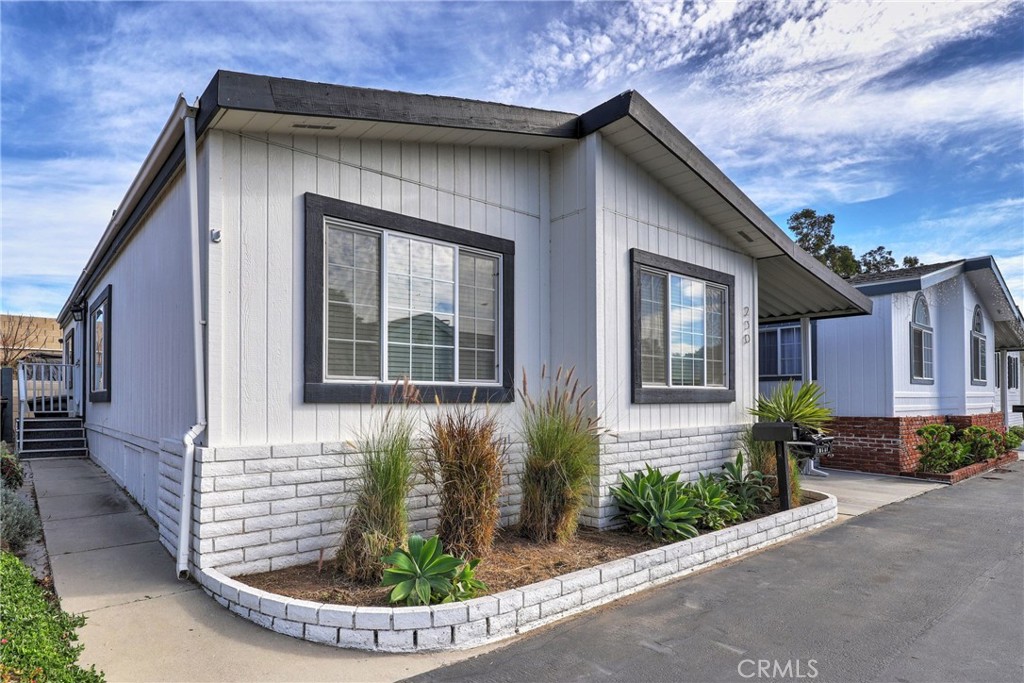 23301 Ridge Route Drive 230