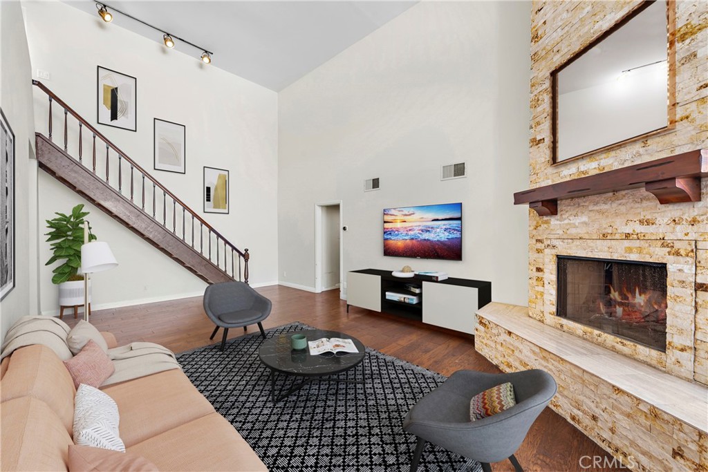 10327 Missouri Avenue 305