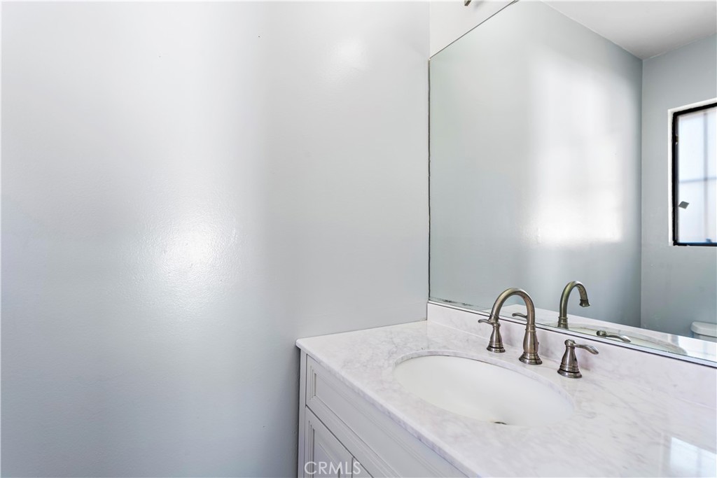 10327 Missouri Avenue 305