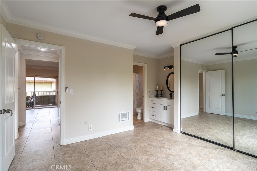 408 E Civic Center Drive 302