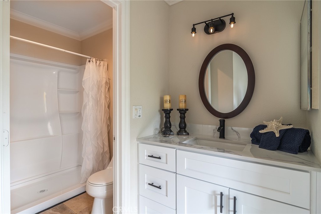 408 E Civic Center Drive 302