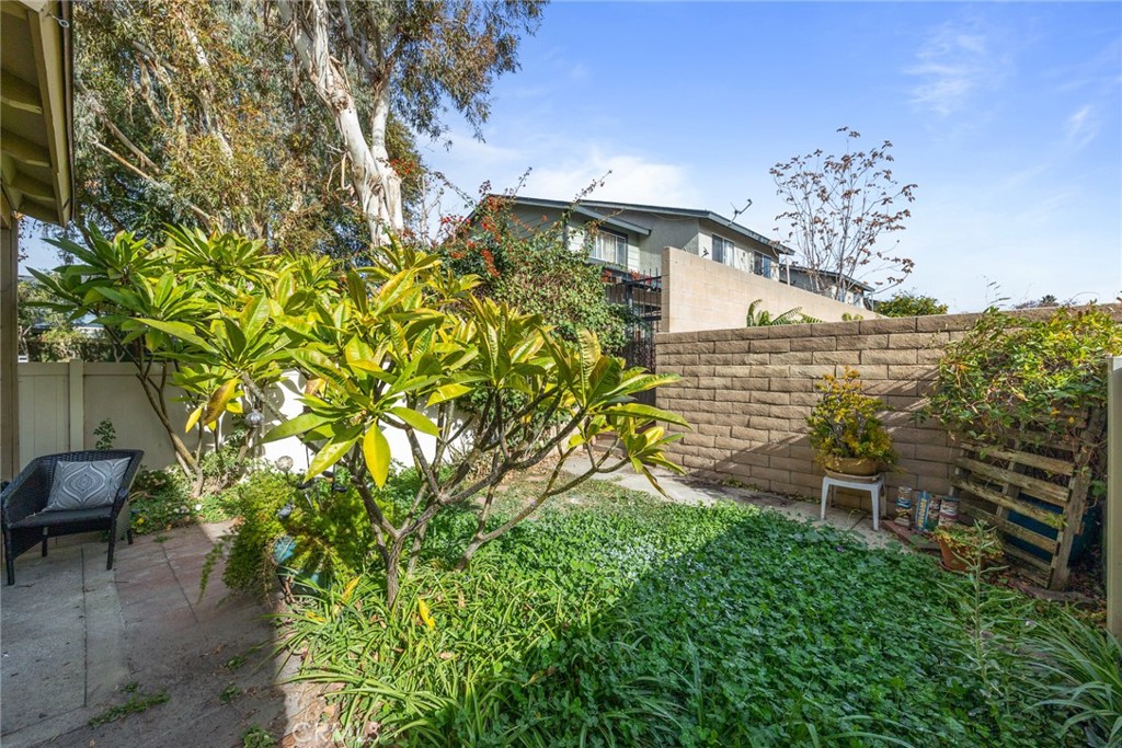 1031 S Palmetto Avenue P1