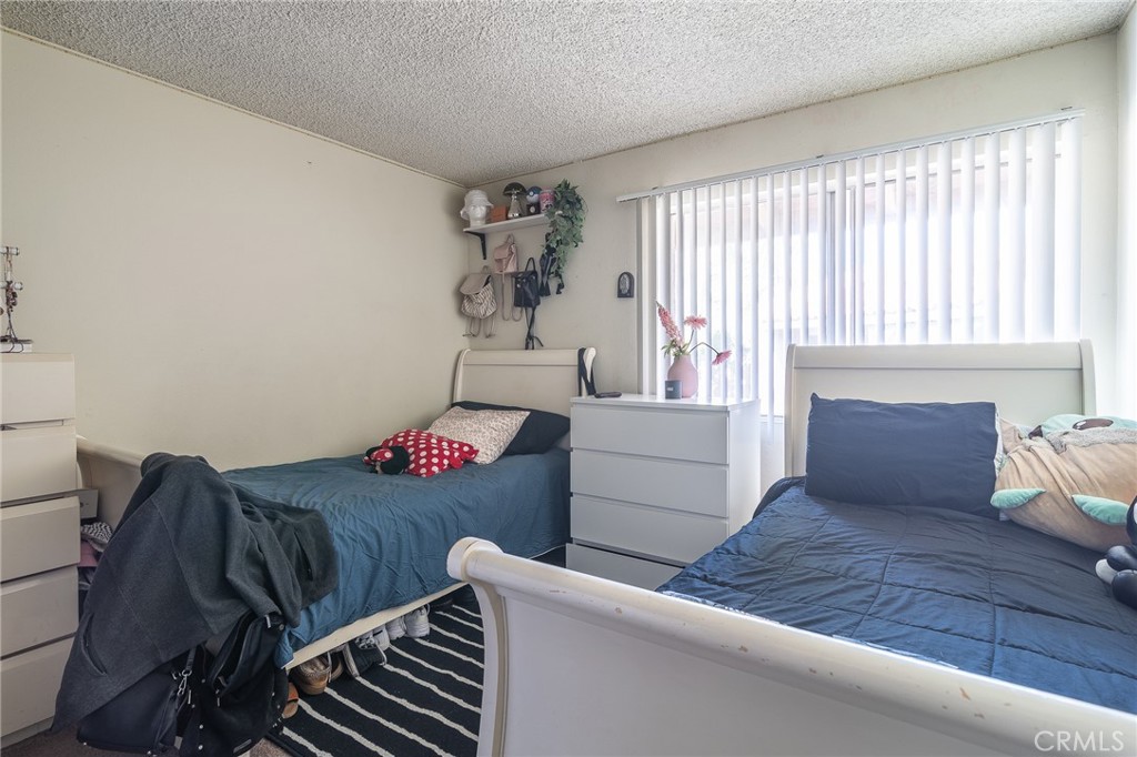 1101 W Macarthur Boulevard 304