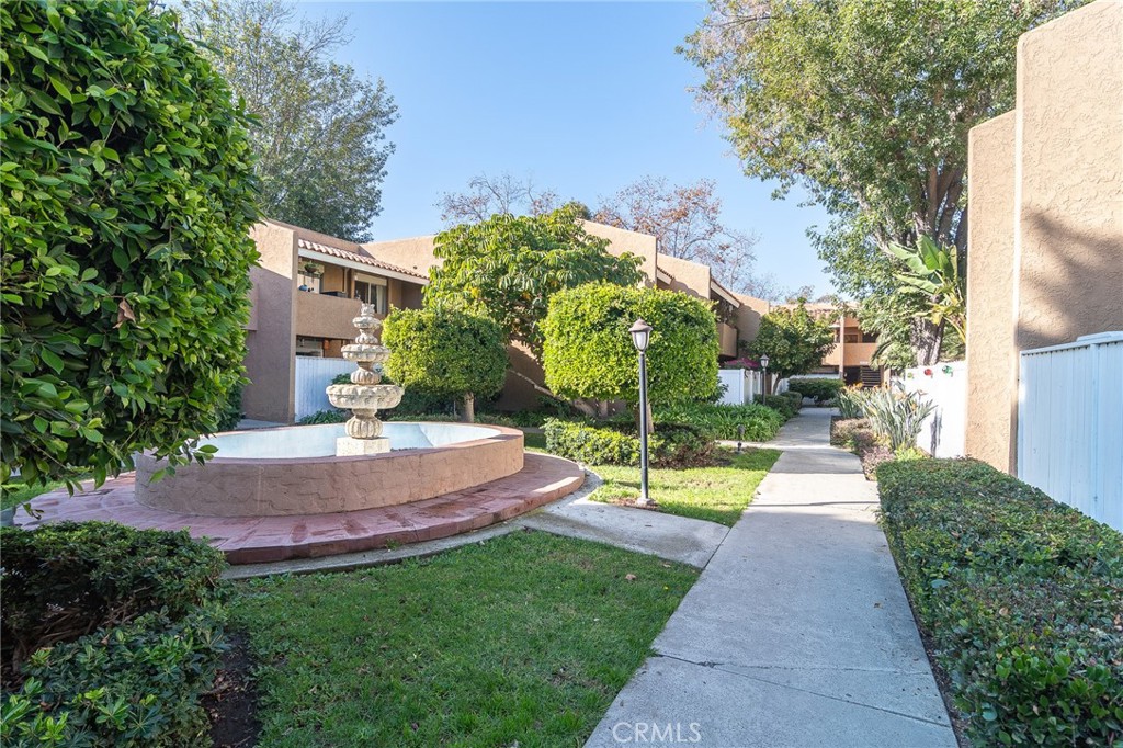 1101 W Macarthur Boulevard 304