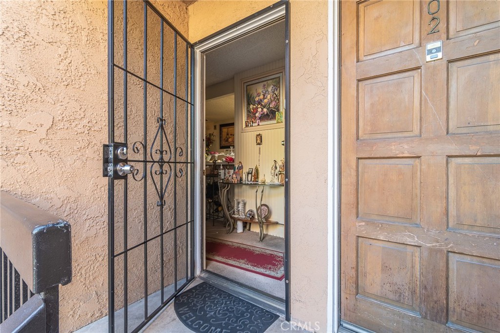 1101 W Macarthur Boulevard 304