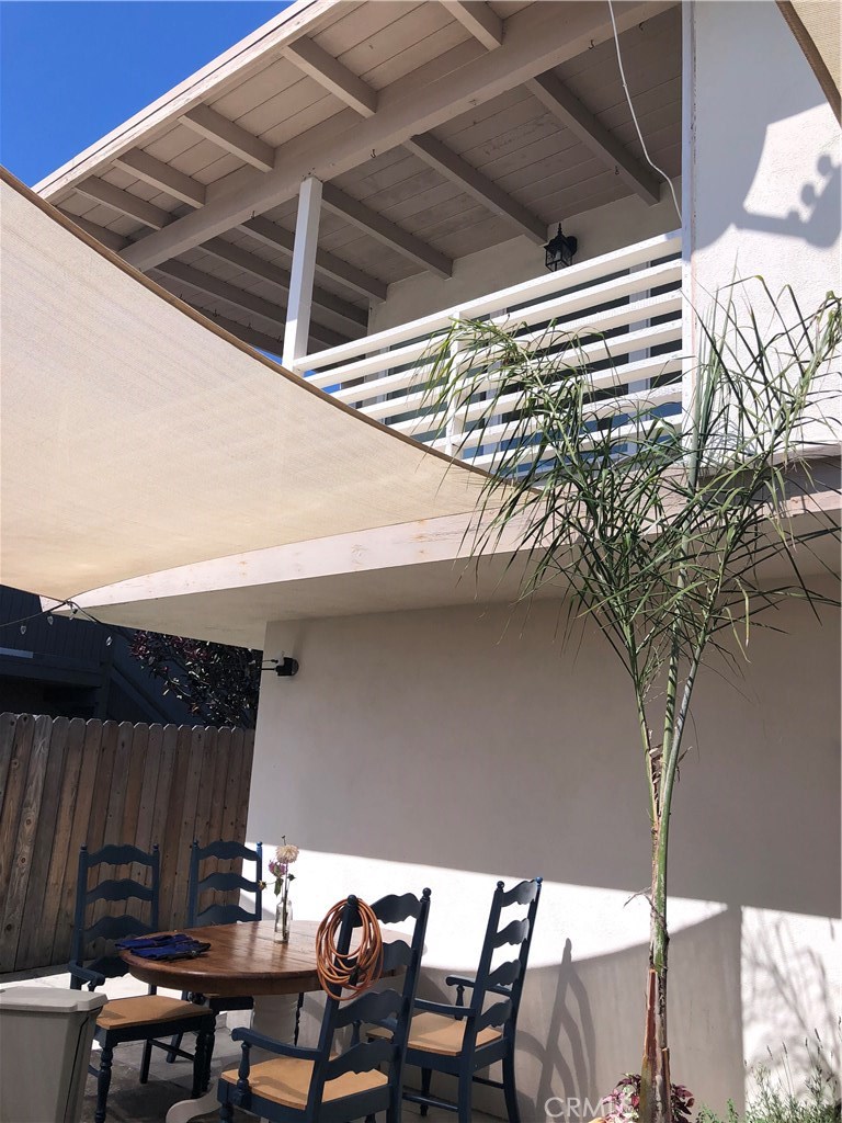 808 Unit B Calle Puente