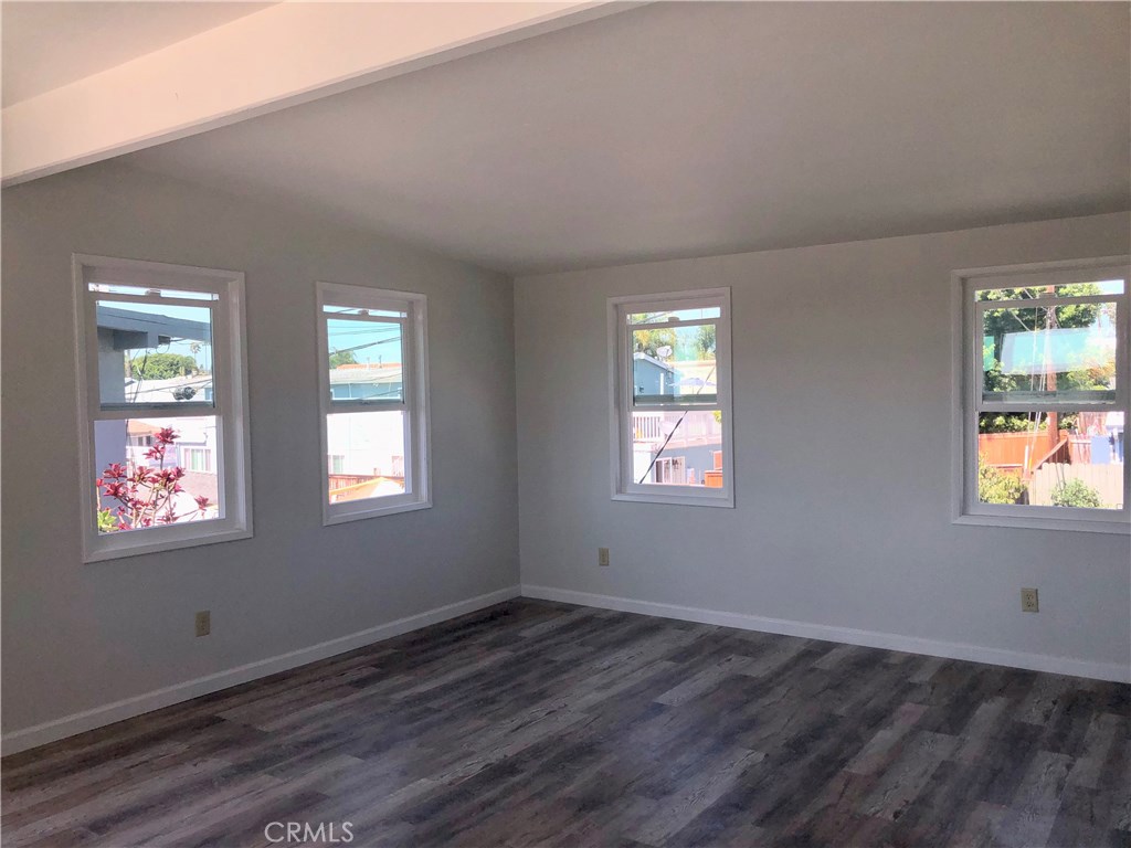 808 Unit B Calle Puente