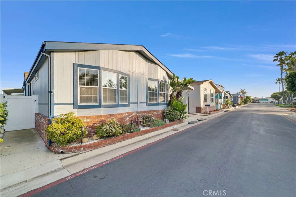 21851 Newland Street 188