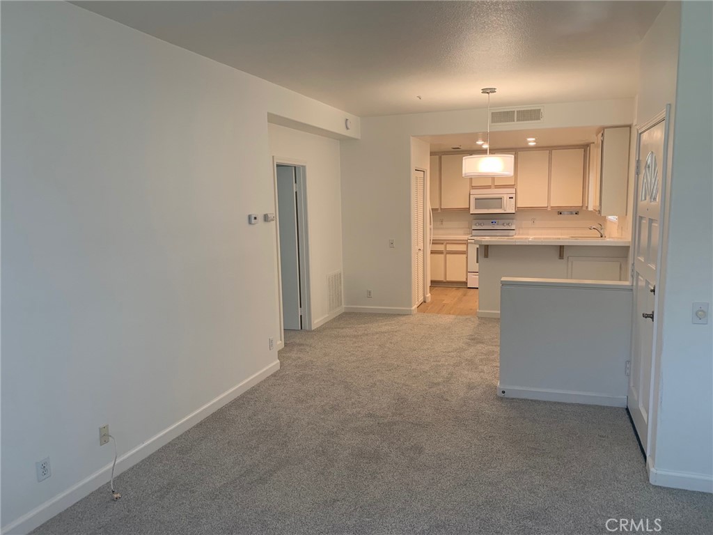 2960 Champion Way 2711