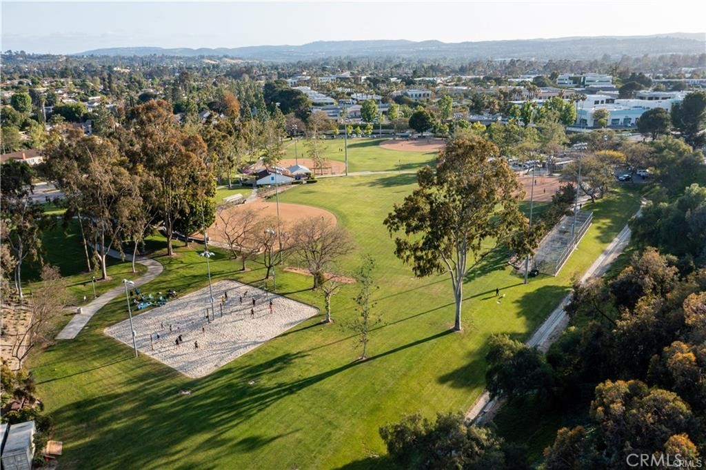 26146 Los Viveros 245