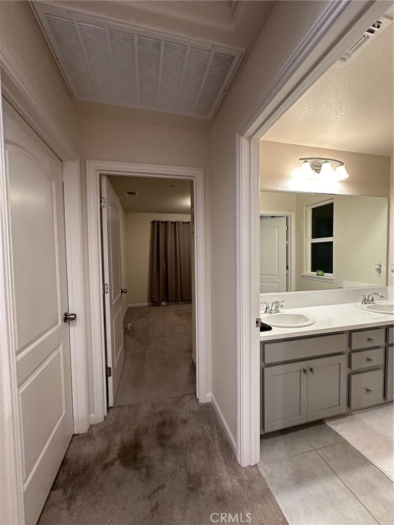 19026 schofield lane